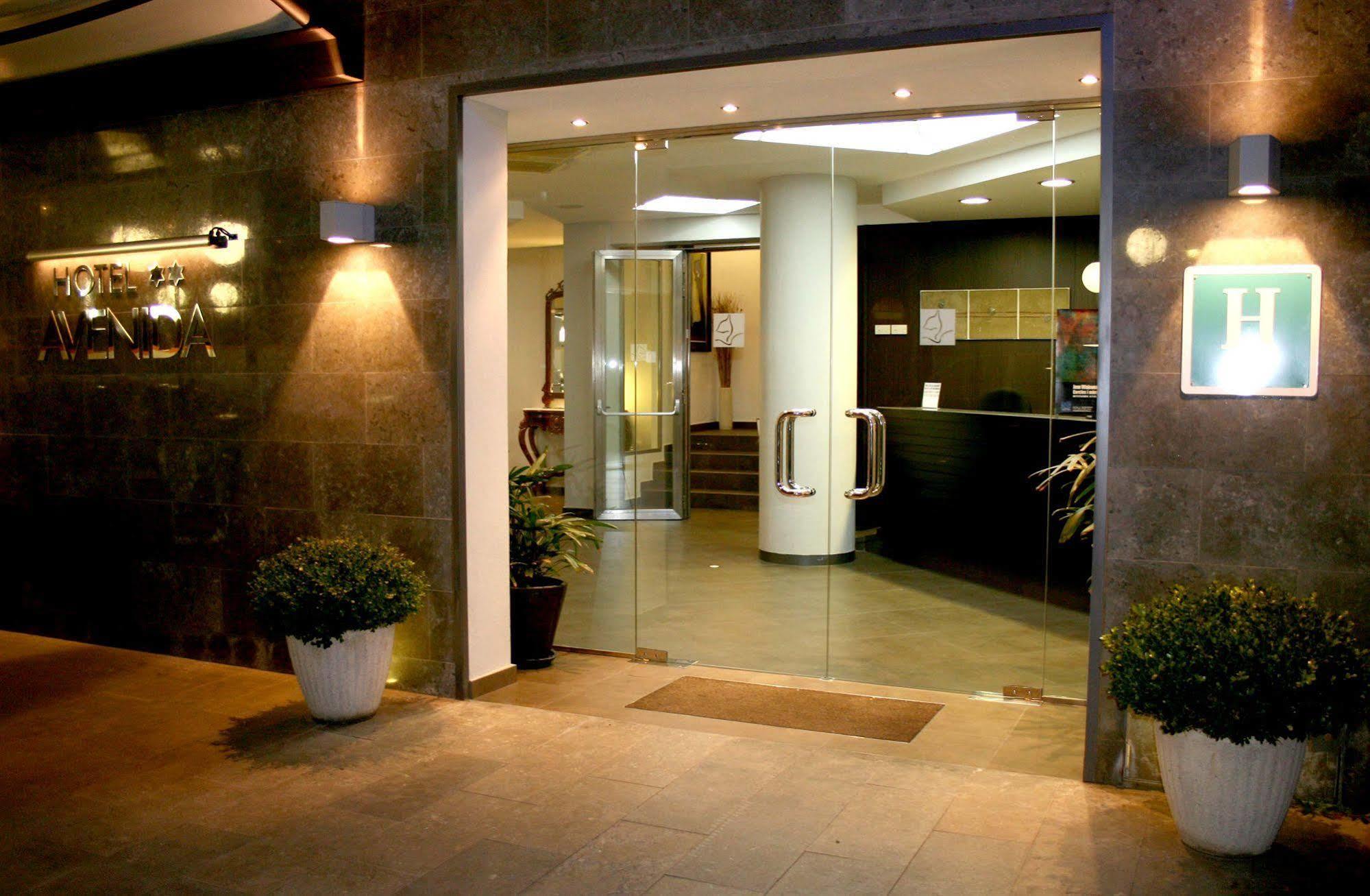 Rvhotels Avenida Tossa de Mar Exterior foto